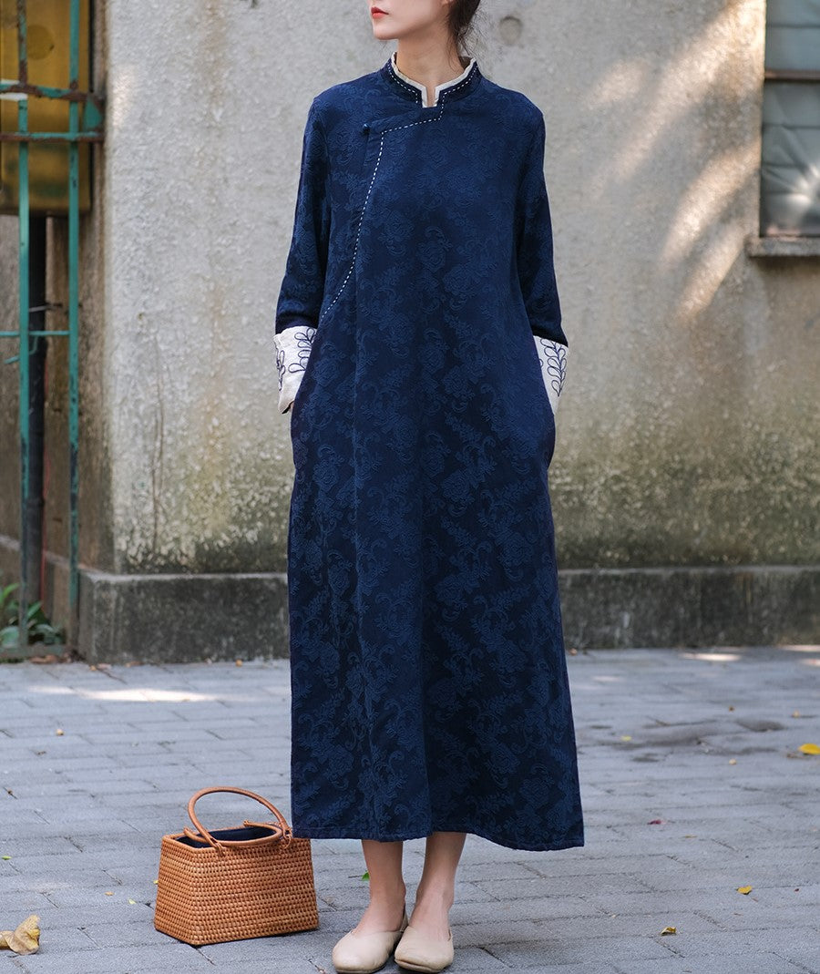 Vestido túnica con bordado de eucalipto