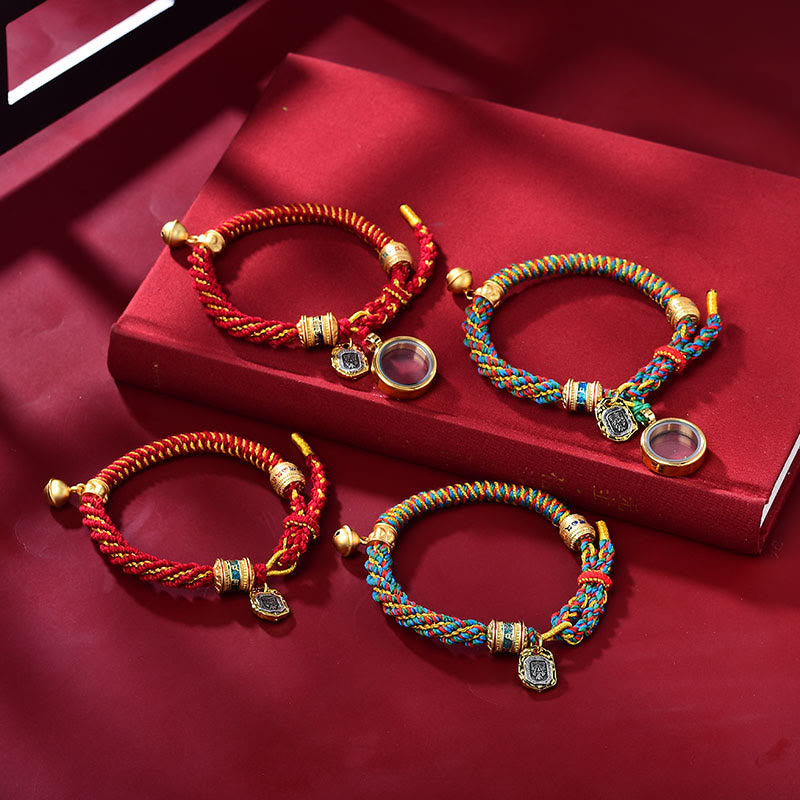 Tibetan Bracelet Om Mani Padme Hum with Zakiram Amulet