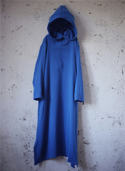 Vestido midi de lino con capucha