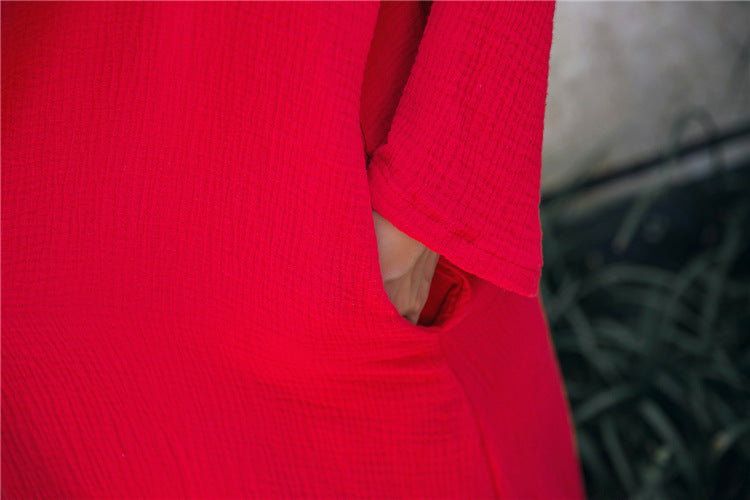 Vestido midi de lino con capucha