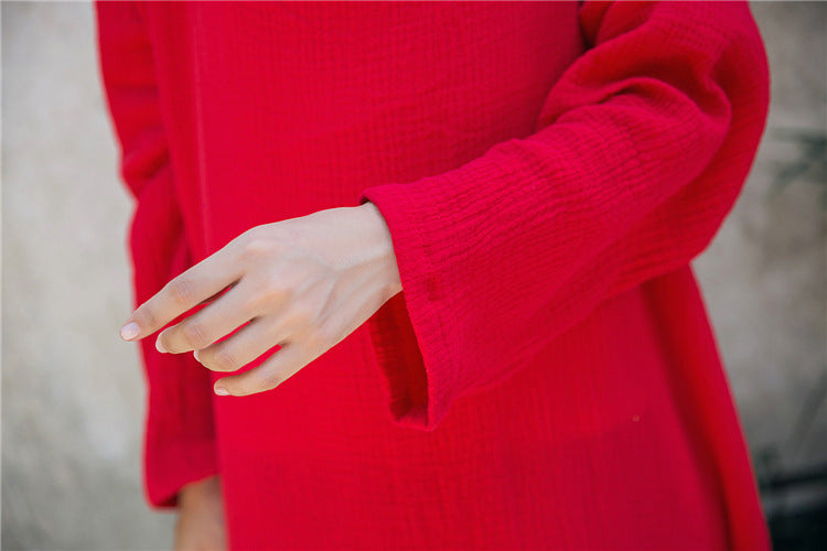 Vestido midi de lino con capucha