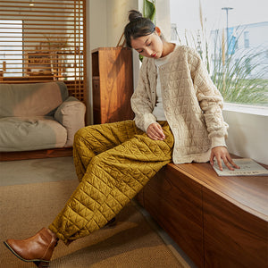 Pantalón acolchado cómodo