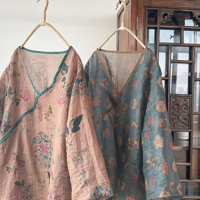 Blusa cruzada con estampado floral vintage