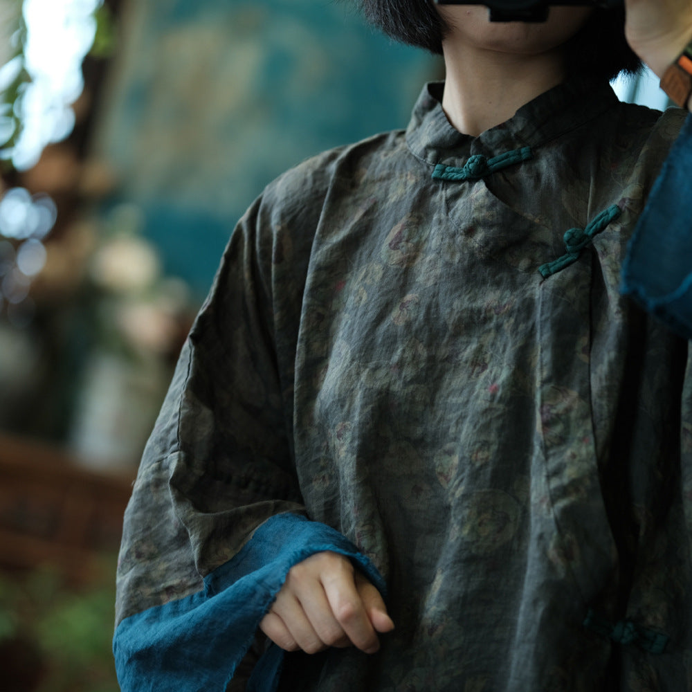 Blusa vintage con cruces forestales