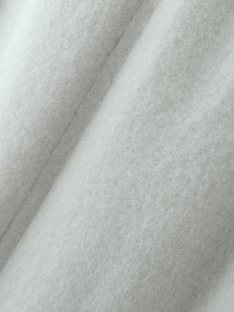 Vestido de cachemira de lujo y acogedor