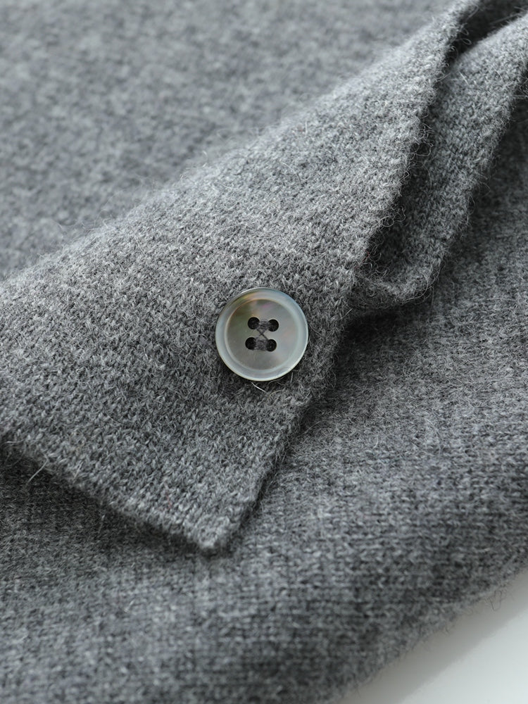 Elegante blusa de punto con cuello alto