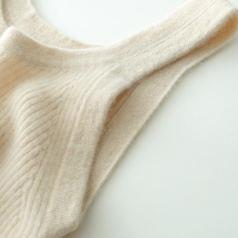 Blusa elegante sin mangas de cachemira