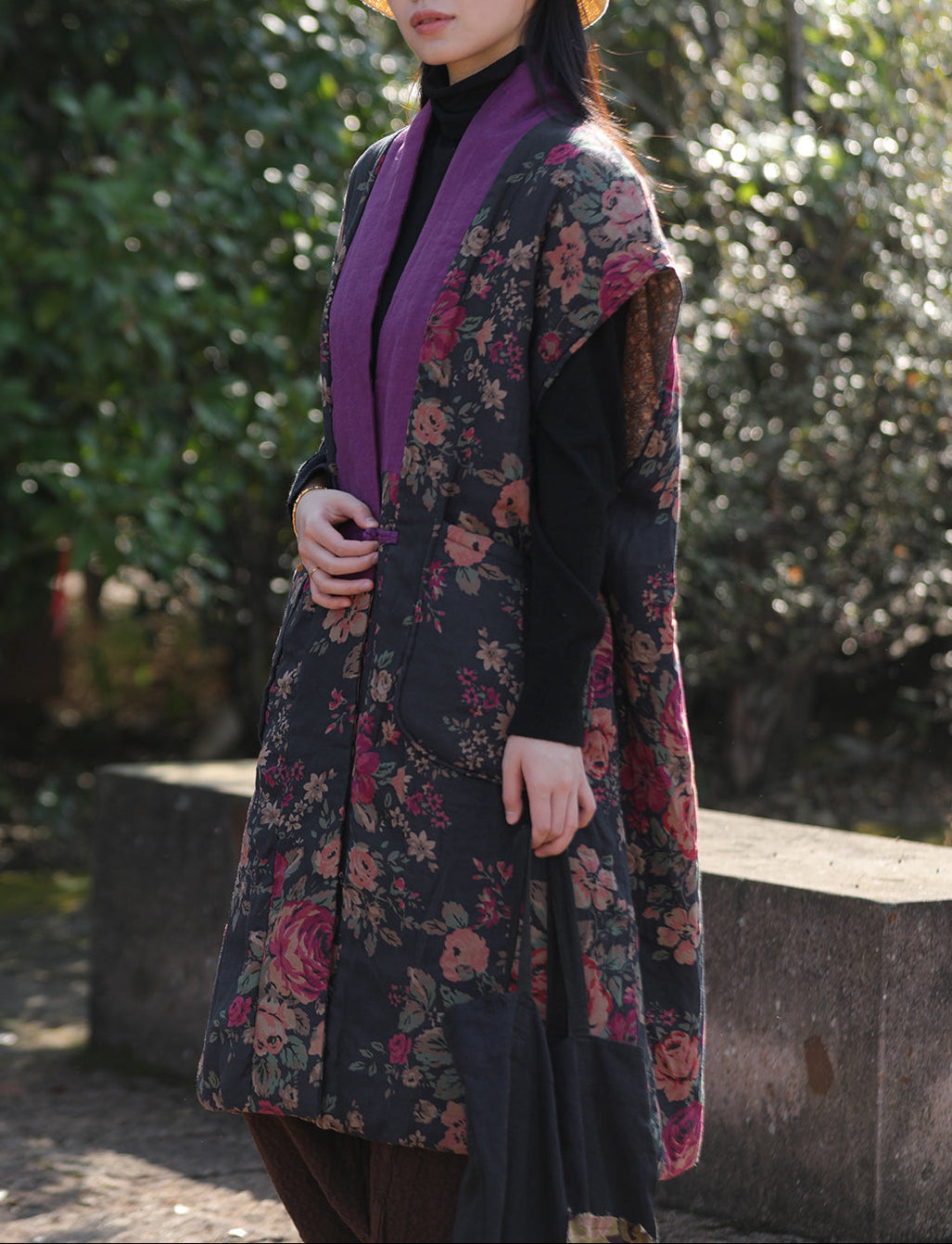 Chaleco étnico retro de algodón acolchado, sin mangas y forrado de seda.