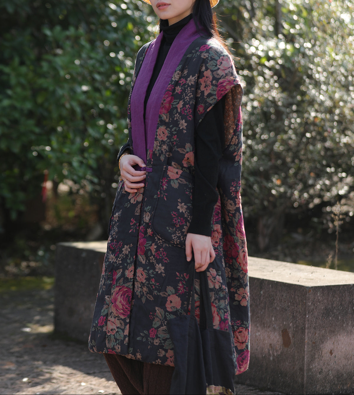 Chaleco étnico retro de algodón acolchado, sin mangas y forrado de seda.