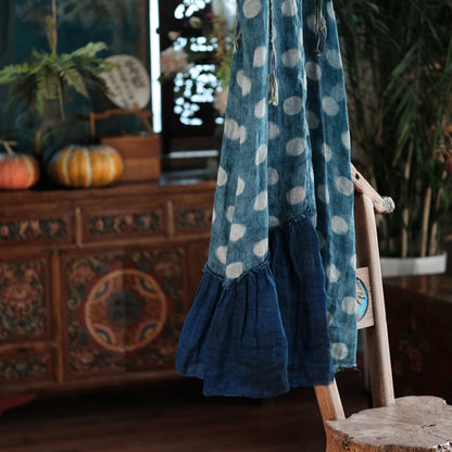 Vestido de verano de lino azul celeste con lunares