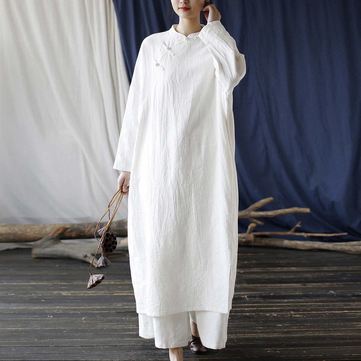 Vestido túnica extragrande con botones de ramio