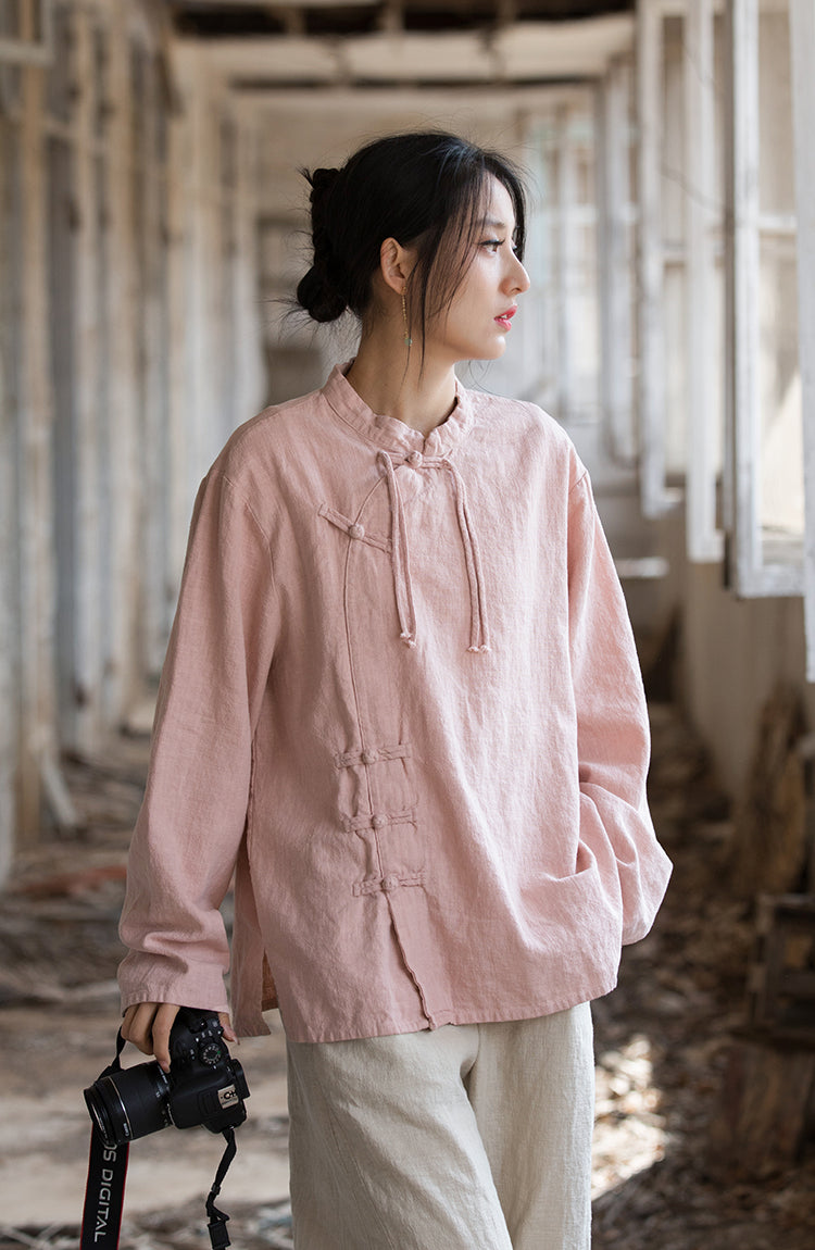 Blusa de lino con cruz de loto