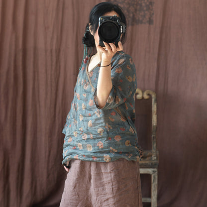 Blusa cruzada con estampado floral vintage