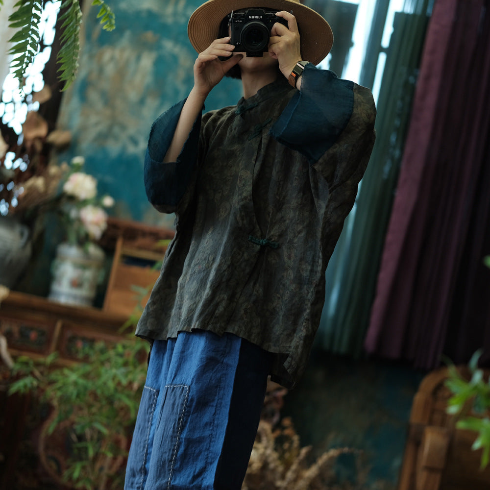 Blusa vintage con cruces forestales