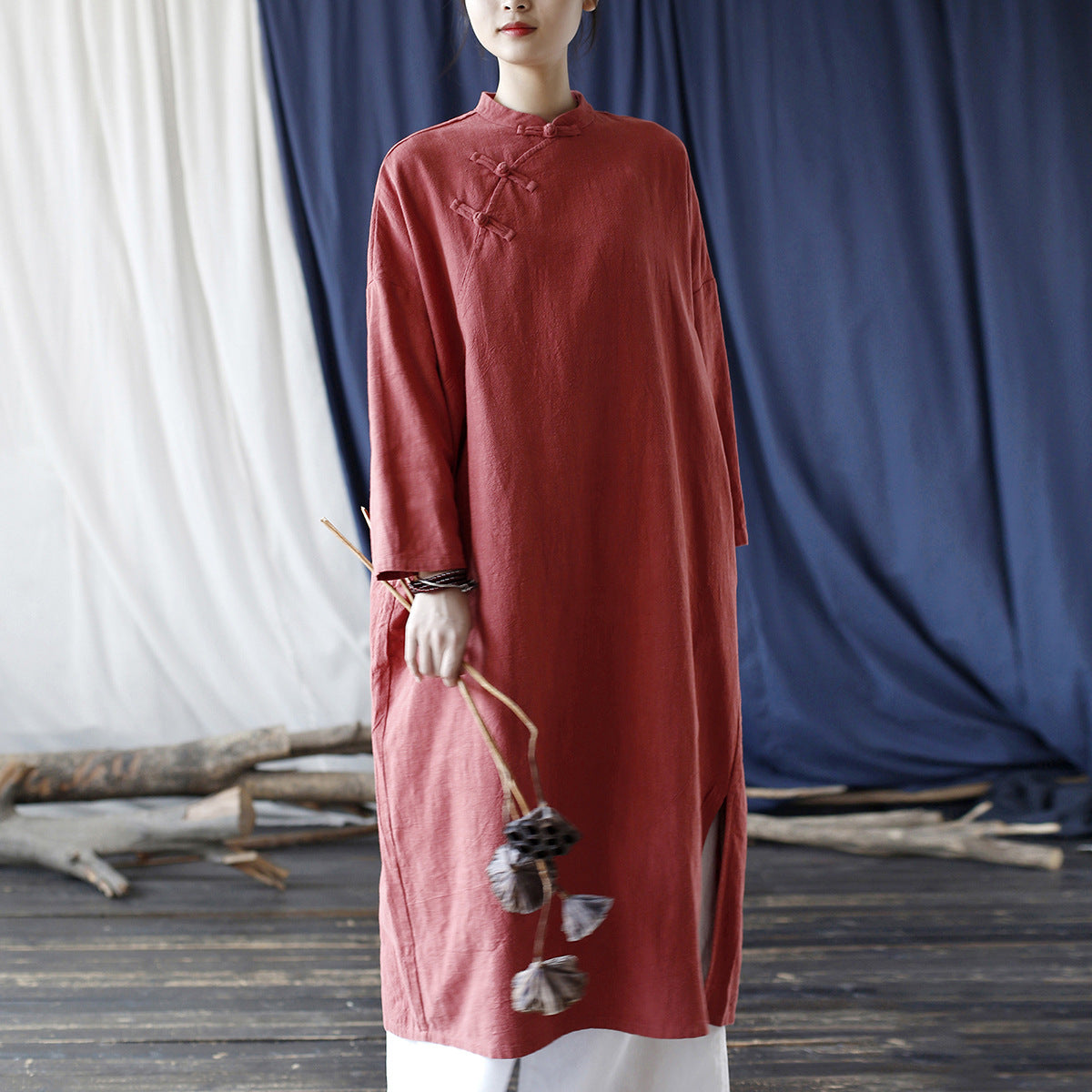 Vestido túnica extragrande con botones de ramio