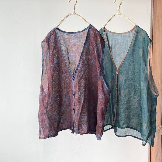 Chaleco floral de ramio con cuello en V