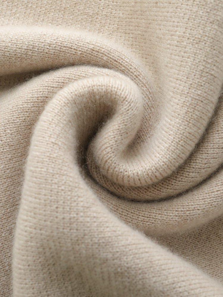 Elegante blusa de punto con cuello alto