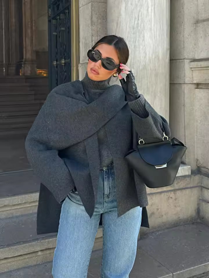 Abrigo corto estilo capa Vivian