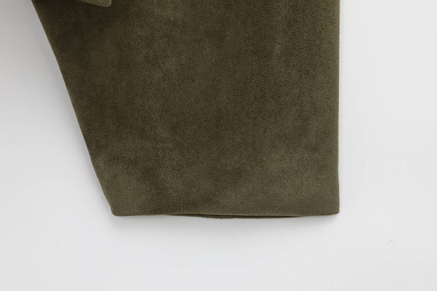 Chaqueta de ante con solapa de manga larga y pantalones cortos de cintura alta para mujer | Estilo urbano vintage 2025