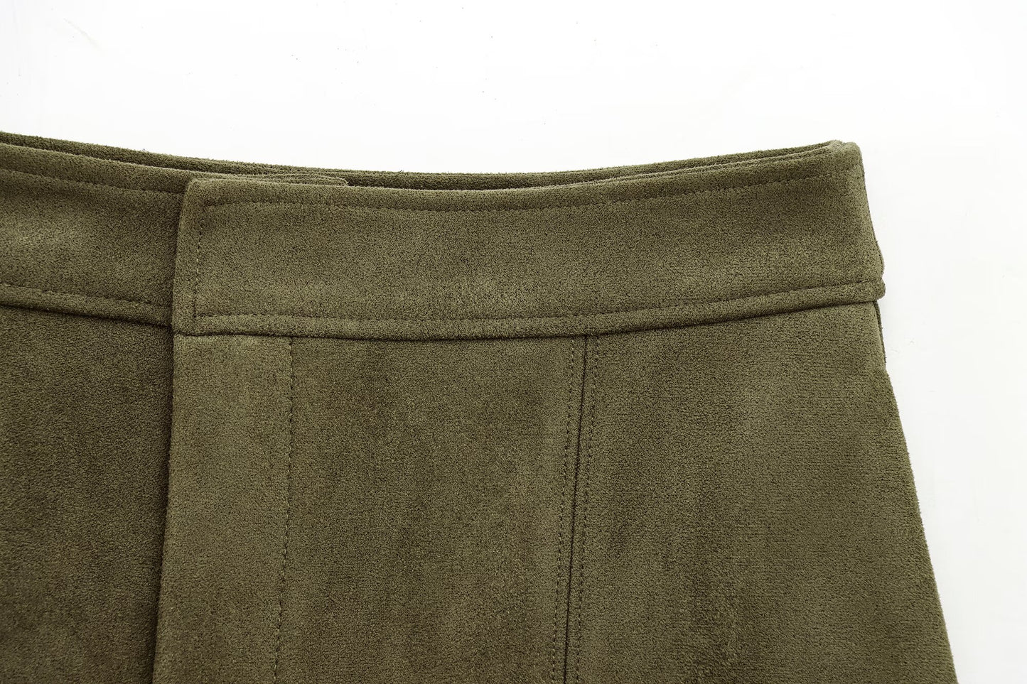 Chaqueta de ante con solapa de manga larga y pantalones cortos de cintura alta para mujer | Estilo urbano vintage 2025