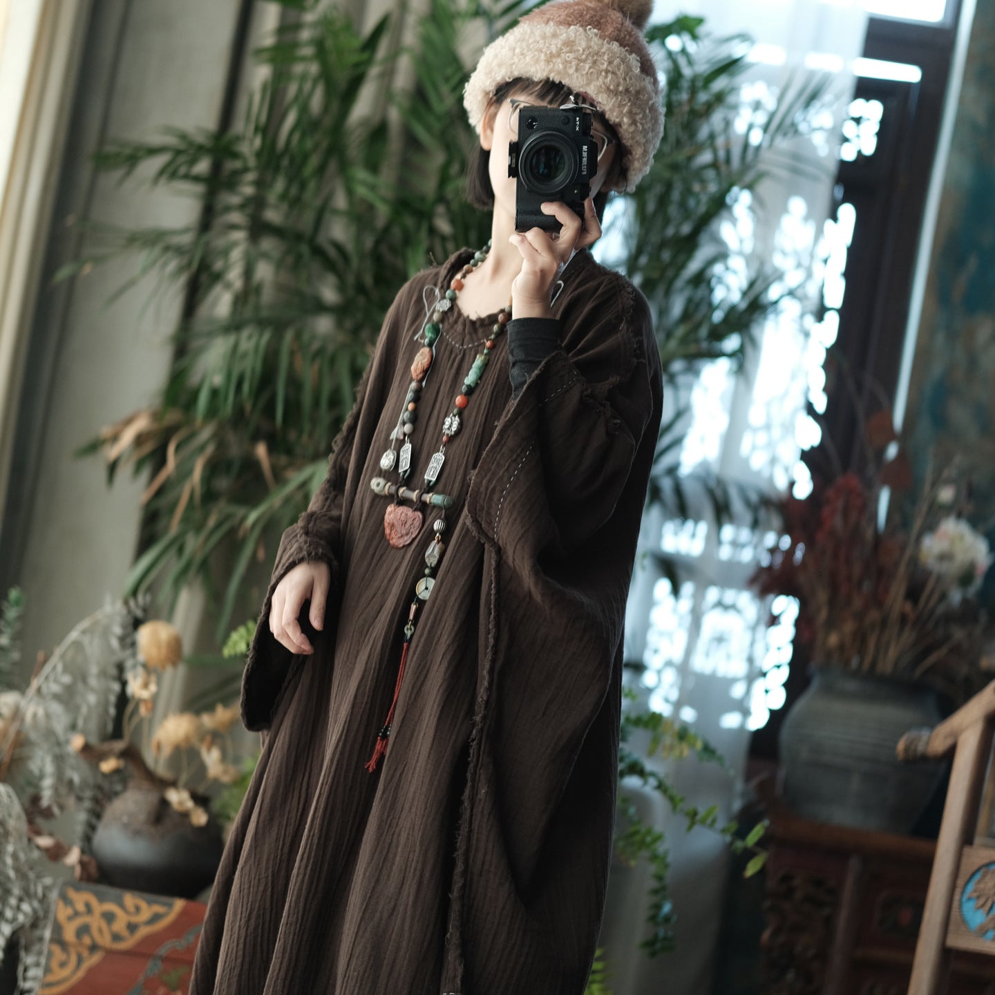 Vestido túnica de lino y algodón con aura bohemia