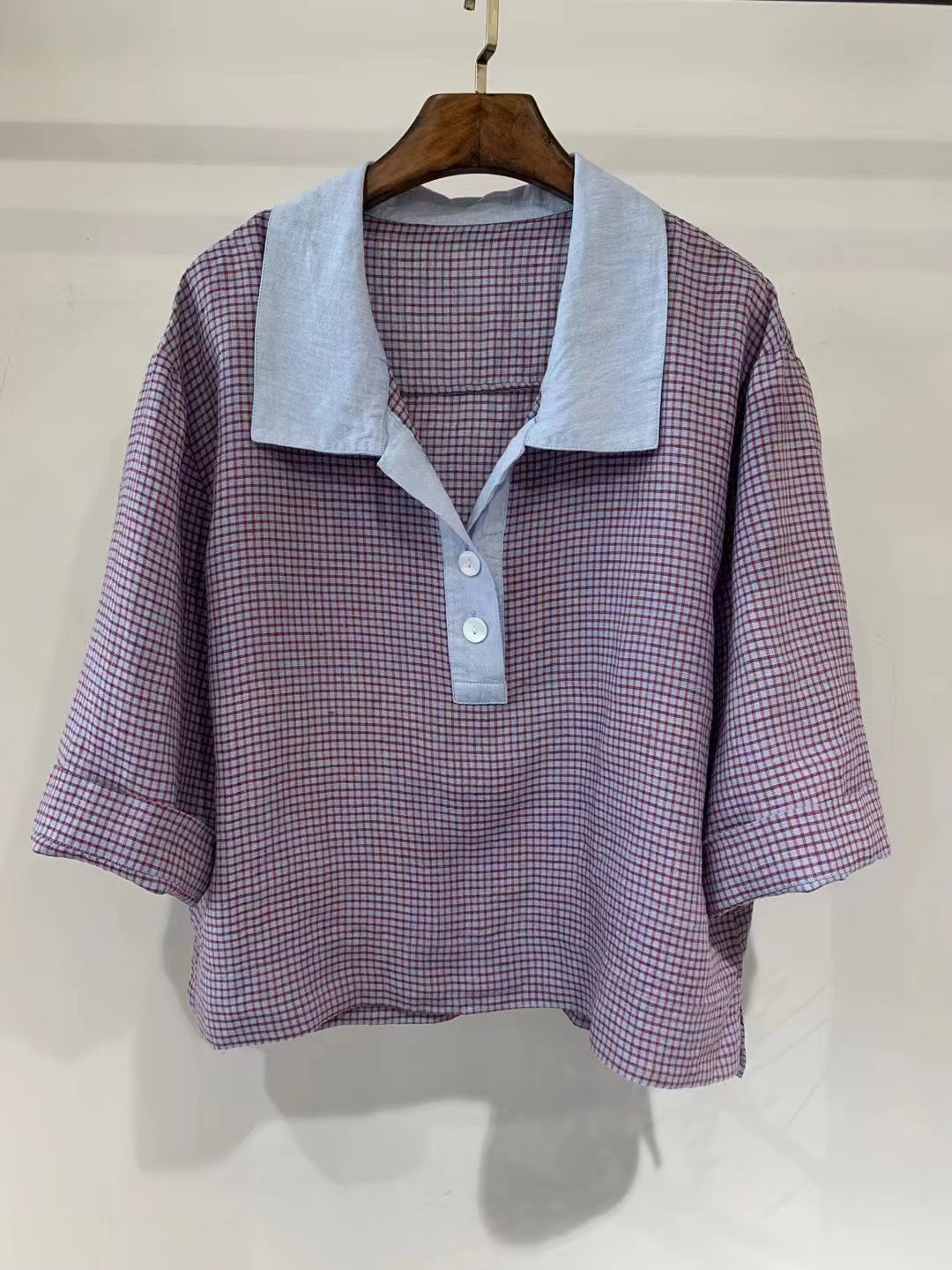 Blusa de lino estilo polo vintage