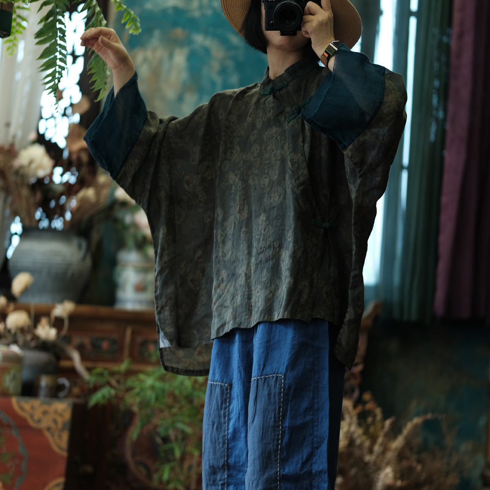 Blusa vintage con cruces forestales