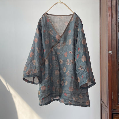 Blusa cruzada con estampado floral vintage