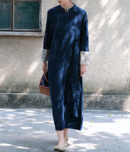 Vestido túnica con bordado de eucalipto