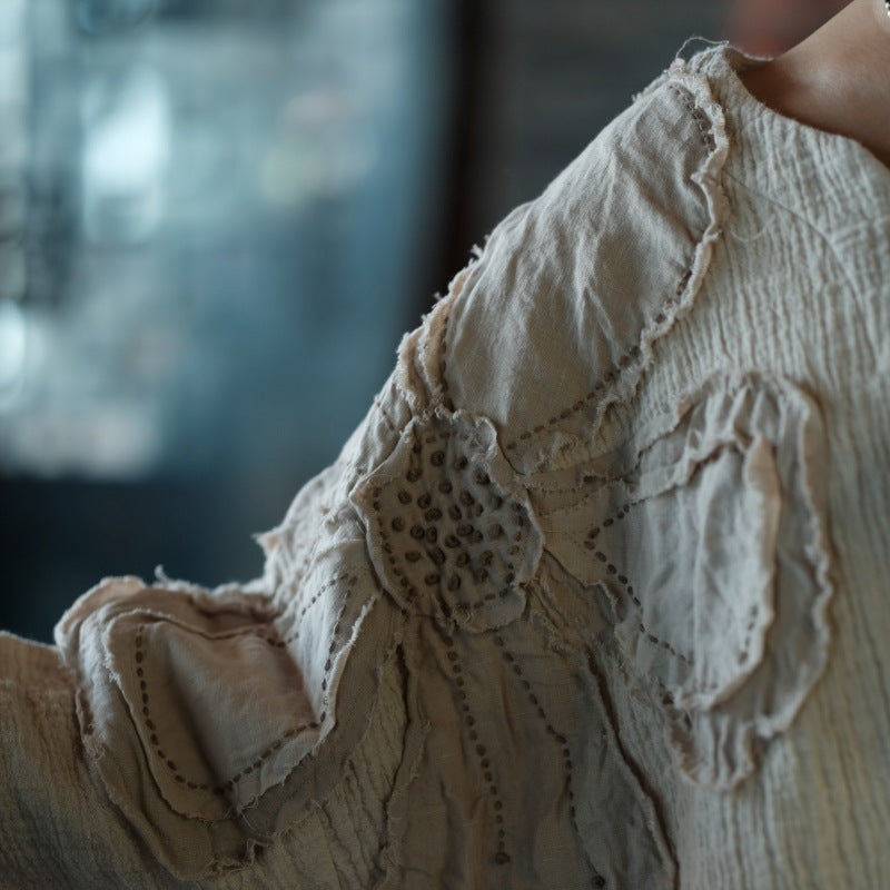 Blusa vintage de ramio bordada