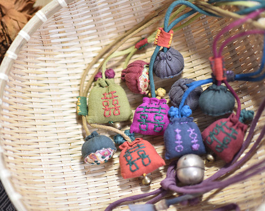 Collar vintage de lino puro hecho a mano 