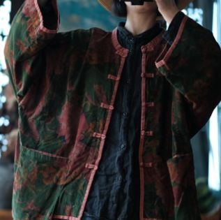 Chaqueta de lino vintage con estampados étnicos
