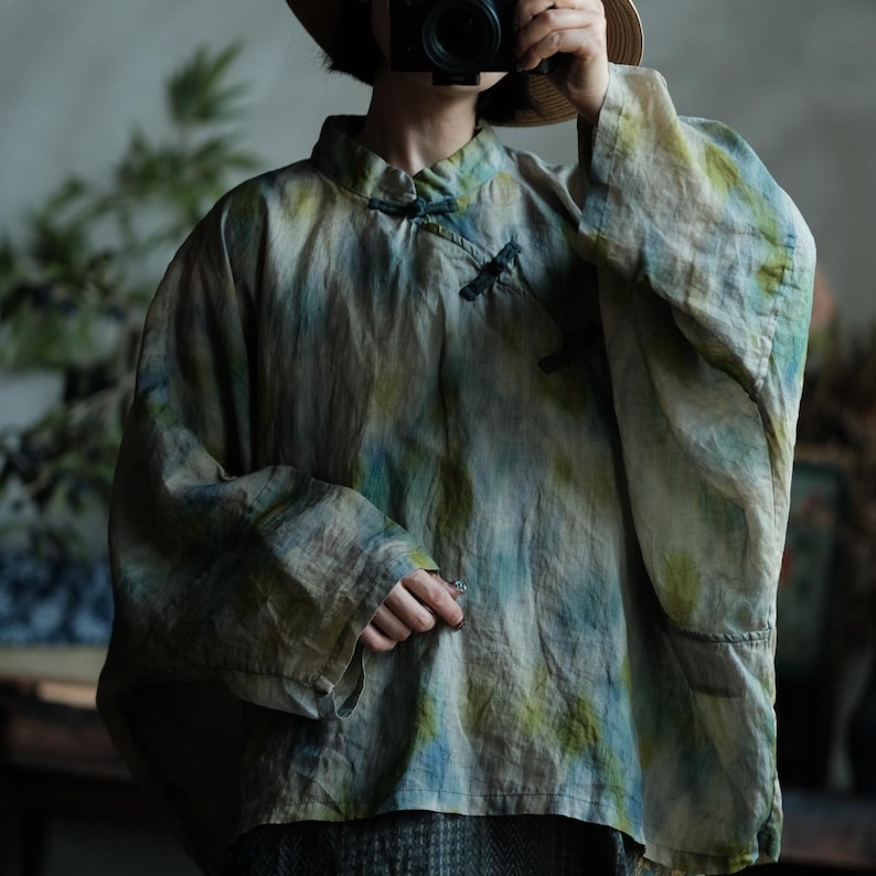 Aoi Mist Mandarin Ramie Blouse detail 2